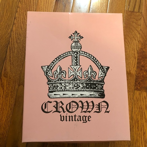 Black leather studded bootie - Picture 2 of 5